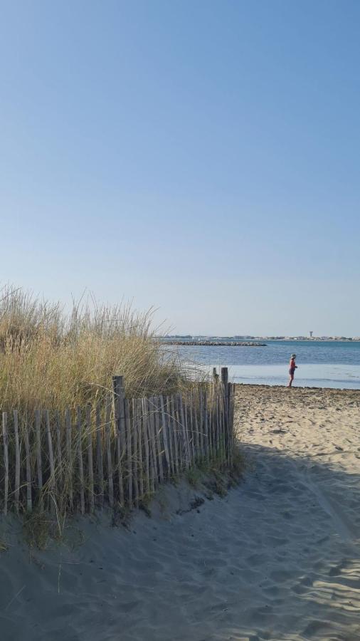 La Cigale De Mer A 100 M De La Plage Et Du Centre Ville Du Grau Du Roi لو غراو دو روا المظهر الخارجي الصورة
