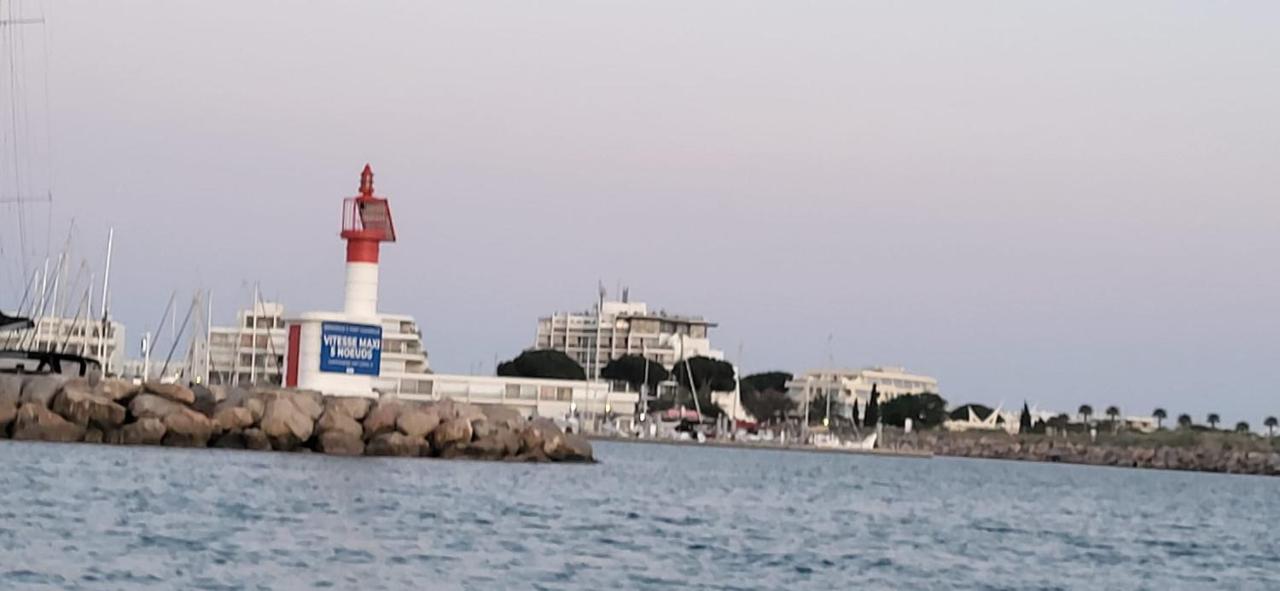 La Cigale De Mer A 100 M De La Plage Et Du Centre Ville Du Grau Du Roi لو غراو دو روا المظهر الخارجي الصورة